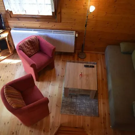 Gemütliches Blockhaus, Waldblick, Nähe BER/SXF-2